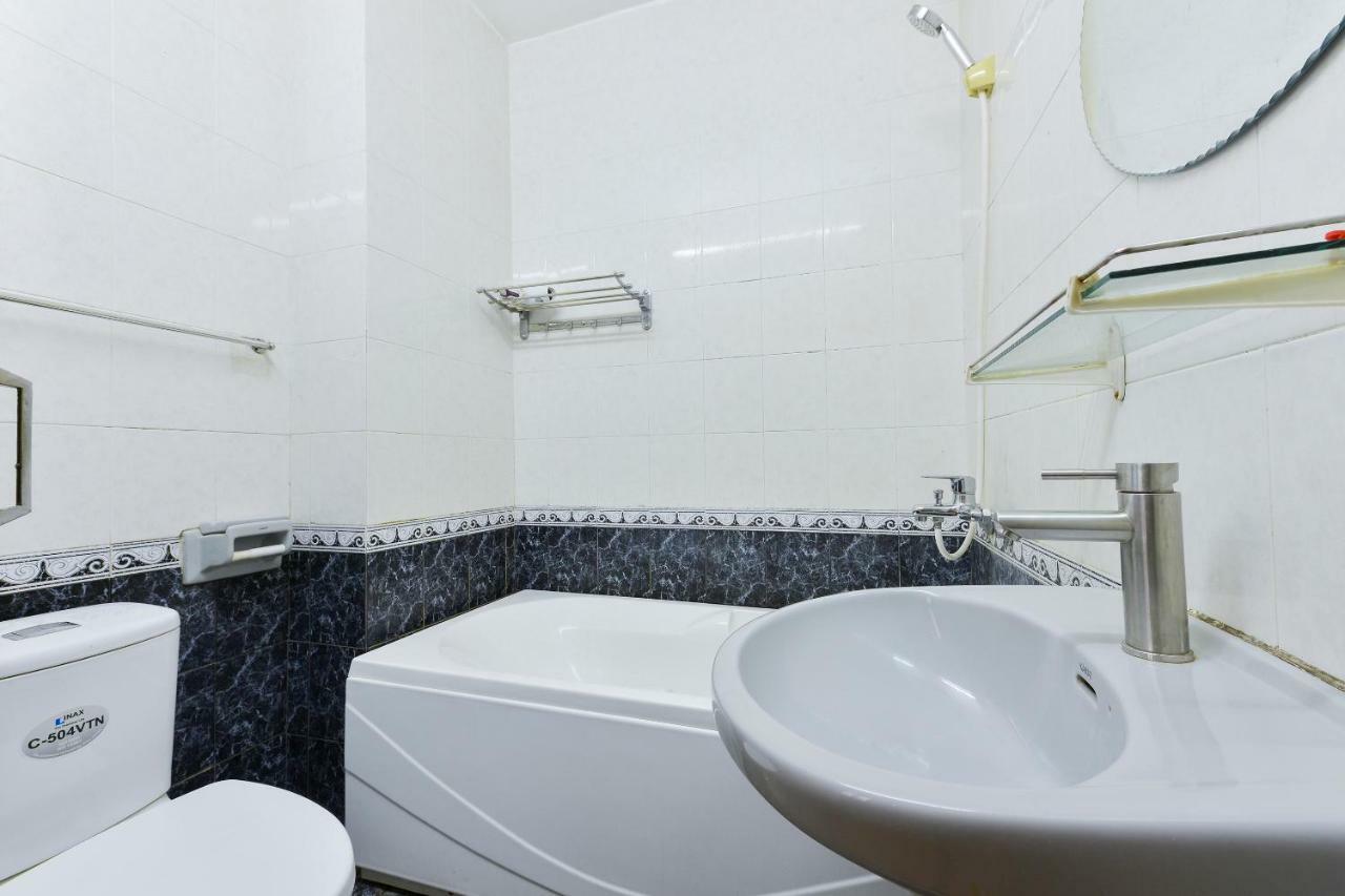 Hotel Oyo 216 Alisa Hanoi Zewnętrze zdjęcie